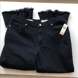 Anthropologie // women’s black flair jeans!